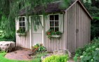 living-in-a-garden-shed living-in-a-garden-shed