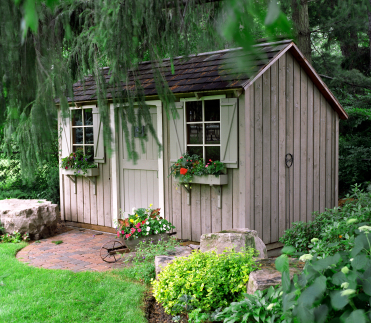 living-in-a-garden-shed