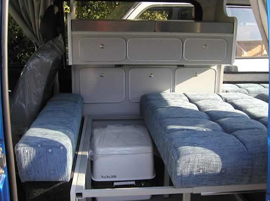 bed-in-a-tiny-motorhome bed in a tiny motorhome Tiny Motorhomes