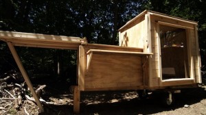 Deek's Micro Cabin - The Box Lady