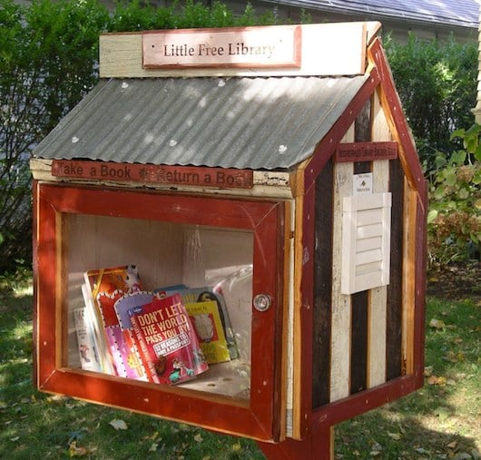 free tiny house library 03   Tiny House Libraries Are Real in Wisconsin