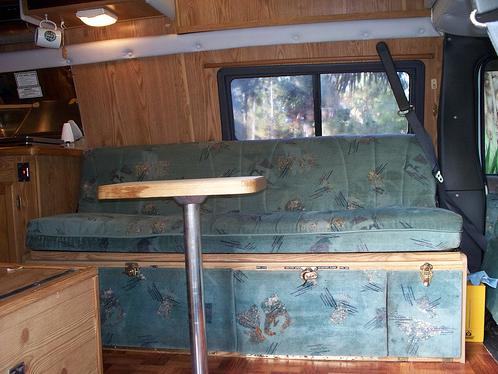 intervec-falcon-190-couch-bed