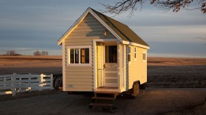 johnnys-luxurious-tiny-house-cabin-on-a-trailer-01 Johnny's Luxurious Tiny House on Wheels is For Sale