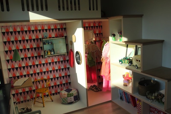 kids-multifunctional-playroom-study-dress-up-shelving-sleeping-loft-2 Kids' multifunctional playroom study dress up shelving sleeping loft all in one room