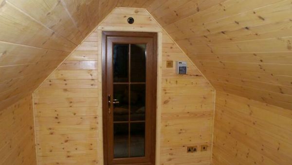log-pod-tiny-cabin-03 log pod tiny cabin 03 The Log Pod Tiny Cabin