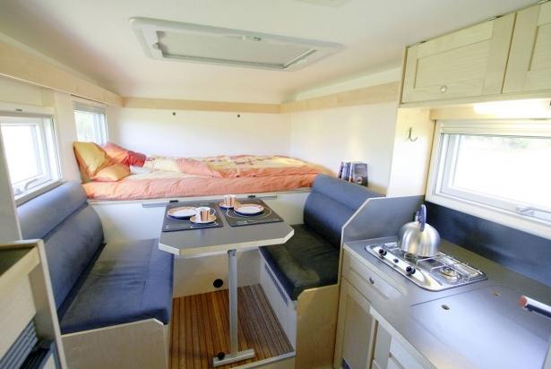 mercedes-off-road-camper-interior mercedes-off-road-camper-interior