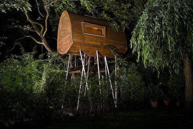modern-tree-house-2