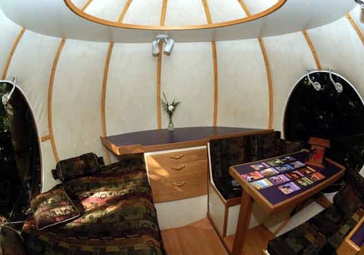 sphere-tree-house-3 Interior of sphere tree house