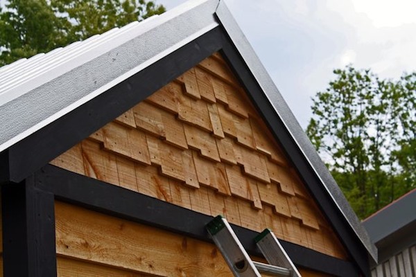 tiny house on wheels roof1   Tennessee Tiny Homes