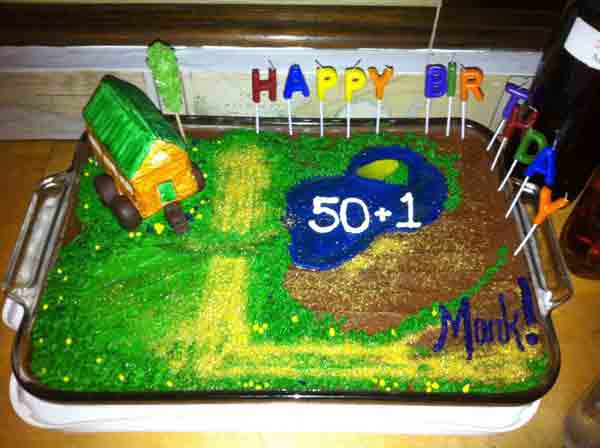 tiny-log-cabin-from-mark-and-tiny-house-on-a-cake-happy-birthday-mark Tiny Log Cabin from Mark - Happy Birthday!