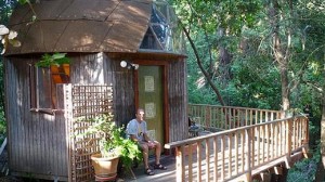 tiny-mushroom-dome-cabin tiny-mushroom-dome-cabin