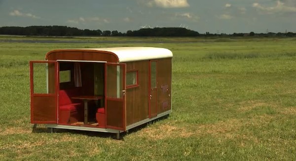 tonke-fieldsleeper-explorer-detachable-motorhomes-02 tonke fieldsleeper explorer detachable motorhomes 02 A Motorhome You Can Easily Detach From: Meet the Fieldsleeper