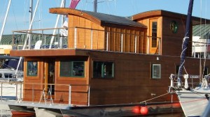 urban-house-boat urban-house-boat