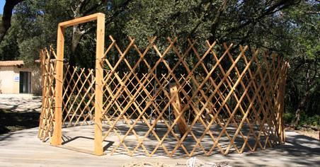 yurt-construction yurt-construction